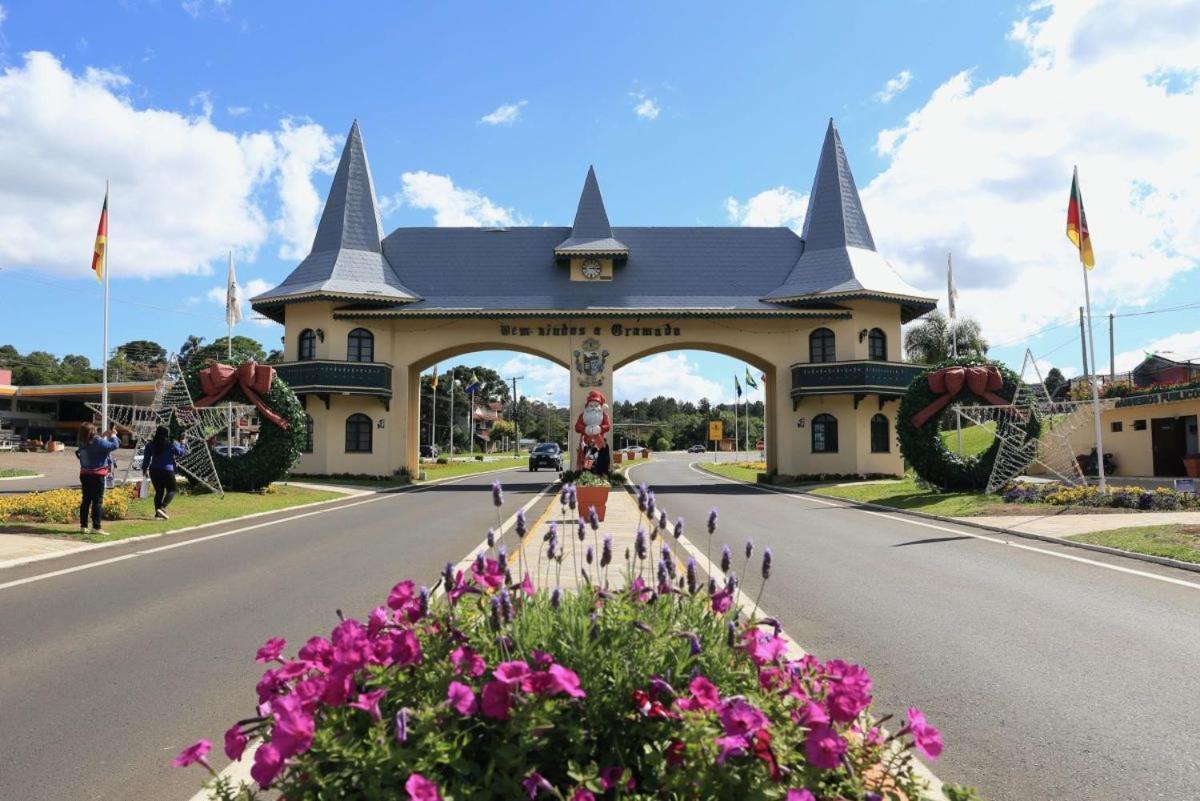 Apartamento Luxuoso No Cond Vista Do Quilombo A 50 Metros Do Hard Rock Cafe Gramado Exterior foto